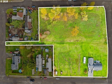 287 E 3rd St, Lowell, OR 97452 - photo 2