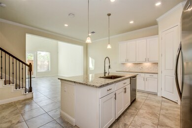 923 W 35th St, Houston, TX 77018 - photo 4