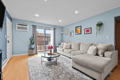 4156 Central Rd unit 3W, Glenview, IL 60025 - photo 2