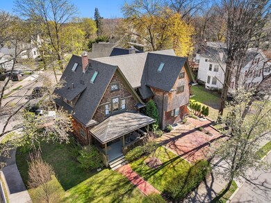 76 Fuller St unit 76, Waban, MA 02468 - photo 2