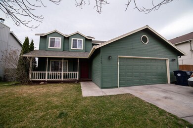 2066 NW Ivy Place, Redmond, OR 97756 - photo 2