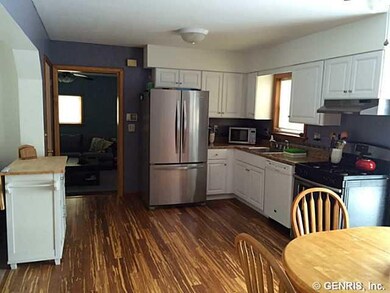 Kitchen. Large eat-in kitchen with brand new cabin