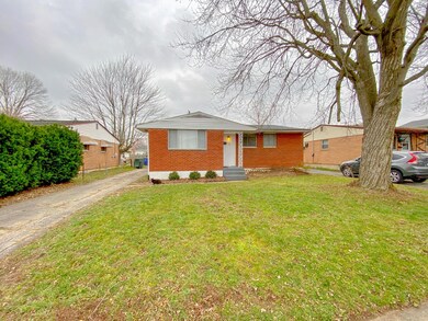 719 Glenmoor Dr, Columbus, OH 43228 - photo 2