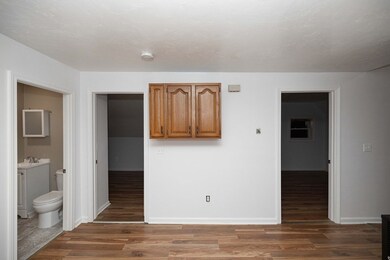 28 Harlem St unit 1, Worcester, MA 01610 - photo 4