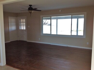 8297 Tarlton Rd, Circleville, OH 43113 - photo 3