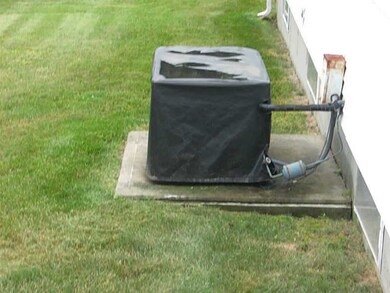 3 Sunrise Rd, Cranston, RI 02920 - photo 6