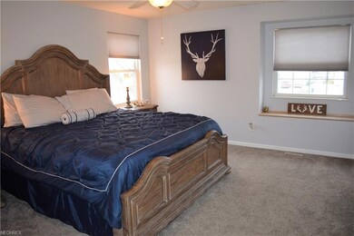 6675 Laurel Ln unit 141, Olmsted Falls, OH 44138 - photo 7