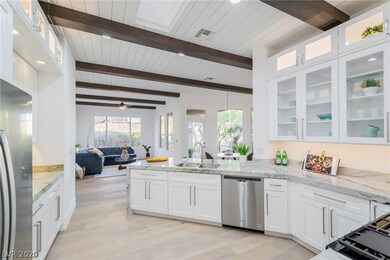 10404 Long Leaf Pl, Las Vegas, NV 89134 - Bright a