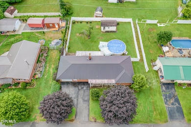 107 Woodland Dr-4