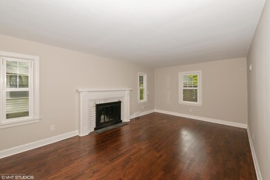 711 Sparrow Ave, Lansing, MI 48910 - photo 5