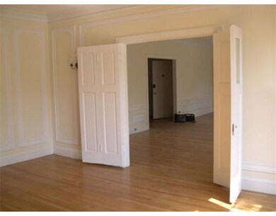 1264 Beacon St unit 4, Brookline, MA 02446 - photo 5