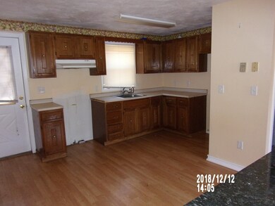 5 Florence St, Worcester, MA 01610 - photo 5