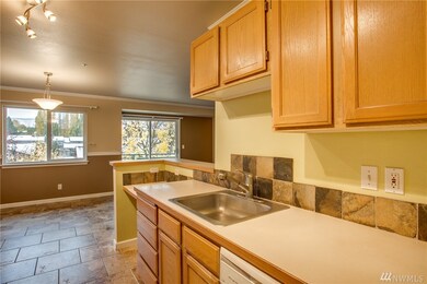 667 4th St NE unit L302, East Wenatchee, WA 98802 - photo 5