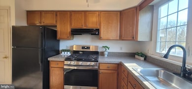 10 Woodfield Dr, Claymont, DE 19703 - photo 5