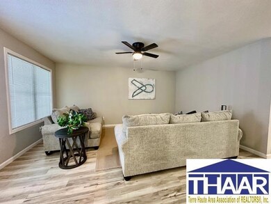 1541 S 13th St, Terre Haute, IN 47802 - photo 2