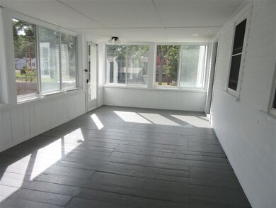 143 Manchester St, Nashua, NH 03064 - photo 7