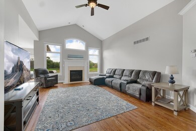 10202 Florida Ln, Crown Point, IN 46307 - photo 5