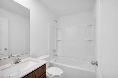 182 Yager Cir, Fort Myers, FL 33913 - photo 3