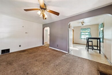 1133 Venetia Rd, Eighty Four, PA 15330 - photo 3