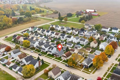 718 W Prospect St, Kirkland, IL 60146 - photo 3