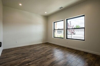 931 Arrowhead-5