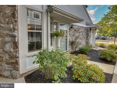 907 Mews Dr unit 907, Sellersville, PA 18960 - photo 2