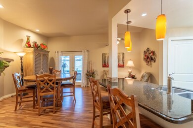 BREAKFAST BAR/AZ ROOM