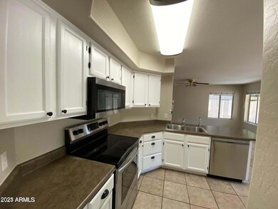 854 W Shellfish Dr, Gilbert, AZ 85233 - photo 6