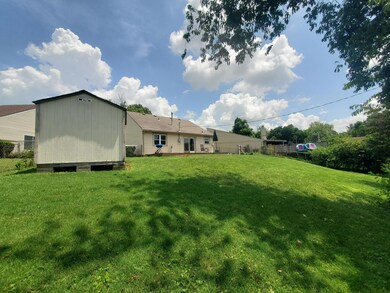 657 Hidden Point Dr, Lexington, KY 40517 - photo 7