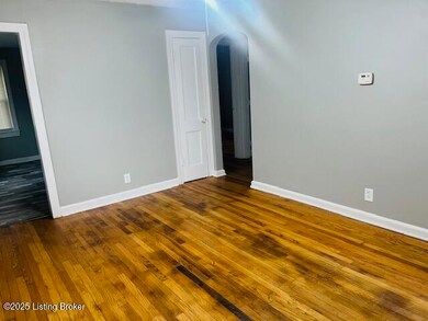 717 Gheens Ave, Louisville, KY 40214 - photo 5