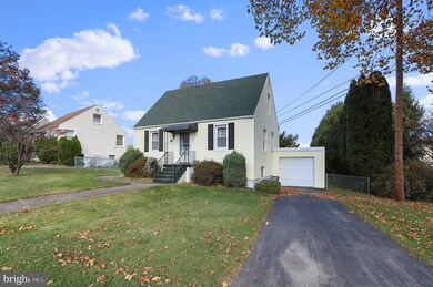 908 Fairview Rd, Hagerstown, MD 21742 - photo 4