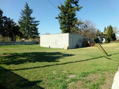 0 NW Birch Ave unit 201402837, Redmond, OR 97756 - photo 3