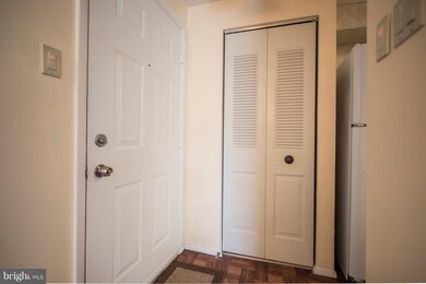 19629 Gunners Branch Rd, Germantown, MD 20876 - photo 4