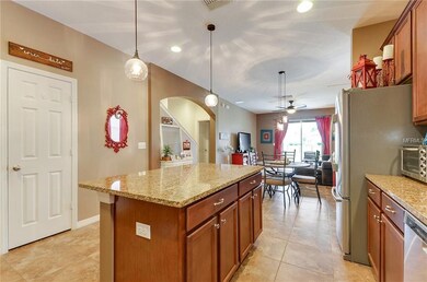 15711 Courtside View Dr, Lithia, FL 33547 - photo 6