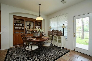 90 E Sundance Cir, Spring, TX 77382 - photo 6