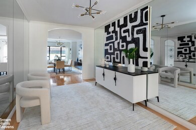 The Sovereign unit 4H, New York, NY 10022 - photo 5