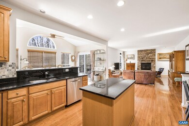 464 Carter Ln, Louisa, VA 23093 - photo 2