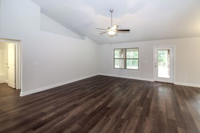 1920C_Family Room