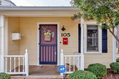 105 W Hackberry St, Fredericksburg, TX 78624 - photo 2