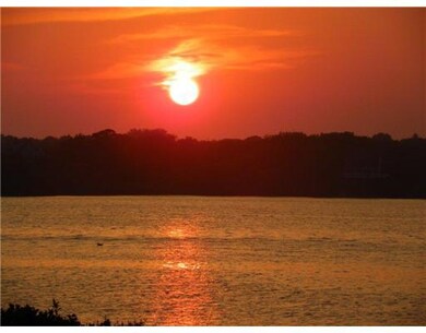 129 Twin Peninsula Ave, Wakefield, RI 02879 - photo 3