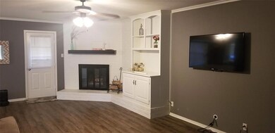 105 S Sendero Dr, Decatur, TX 76234 - photo 4