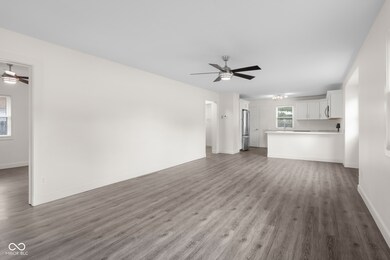 41 N Mapleton St, Columbus, IN 47201 - photo 6