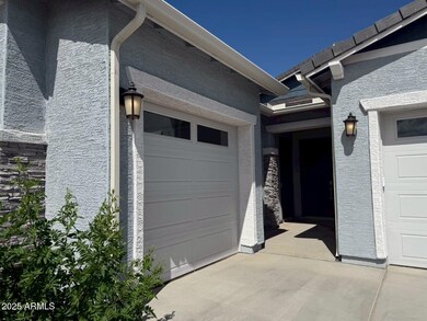 LINE_ALBUM_3168 W Via Dona Rd_250415_24