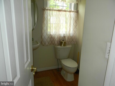 19972 Gleedsville Rd, Leesburg, VA 20175 - photo 5