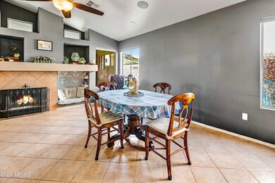 06-Dining Area