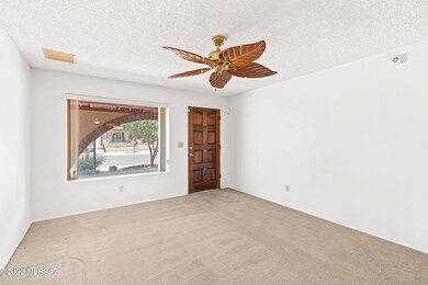 05-Living Area