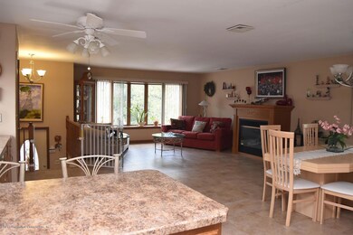 9 Florence St, Staten Island, NY 10308 - photo 2