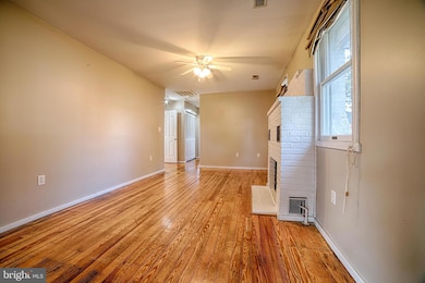 302 Linden Ave, Edgewater, MD 21037 - photo 6