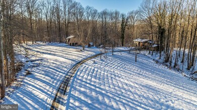 4315 Warthen Dr, Harwood, MD 20776 - photo 2