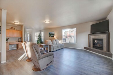 21183 Clairaway Ave-10